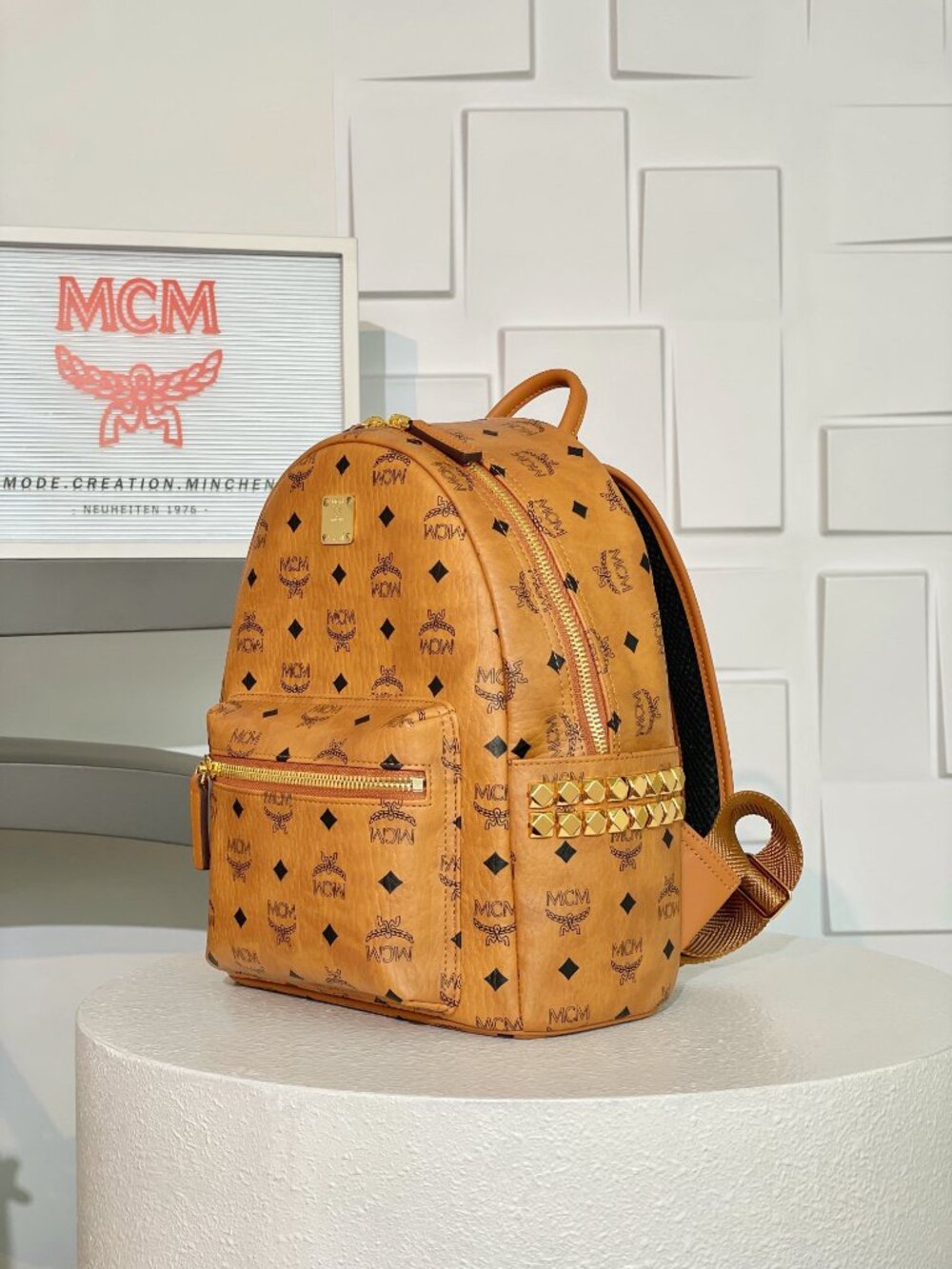 MCM Backpack - Picture 2 of 9